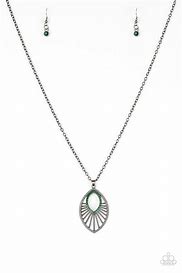 Paparazzi Court Couture - green