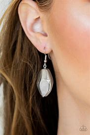 Paparazzi Looking Glass Glamorous - silver