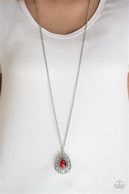Paparazzi Modern Majesty - red
