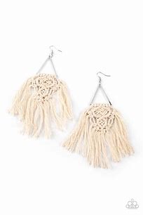 Paparazzi Modern Day Macrame - white