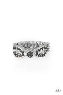 Paparazzi - Extra Side of Elegance - silver