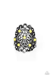 Paparazzi - Floral Fancies - yellow