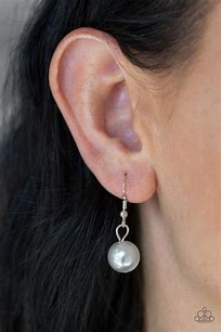 Paparazzi Pacific Posh - Silver