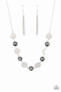 Paparazzi Refined Reflections - silver