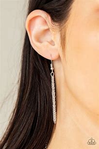 Paparazzi Refined Reflections - silver