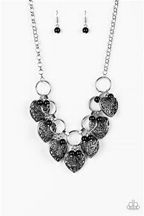 Paparazzi Very Valentine - black