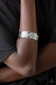Paparazzi - Hidden Glyphs - silver