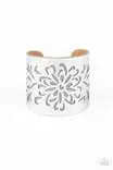 Paparazzi - Get Your Bloom On - silver
