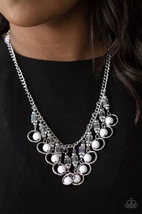 Paparazzi Cool Cascade - white