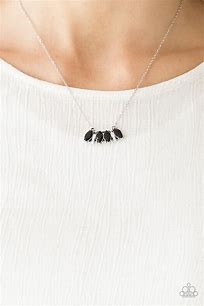 Paparazzi Deco Decadence - black