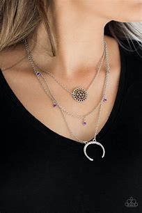 Paparazzi Lunar Lotus - purple