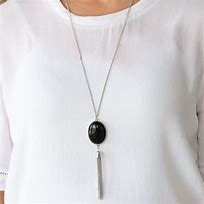 Paparazzi Tasseled Tranquility - black