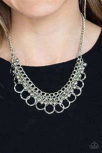 Paparazzi Ring Leader Radiance - silver